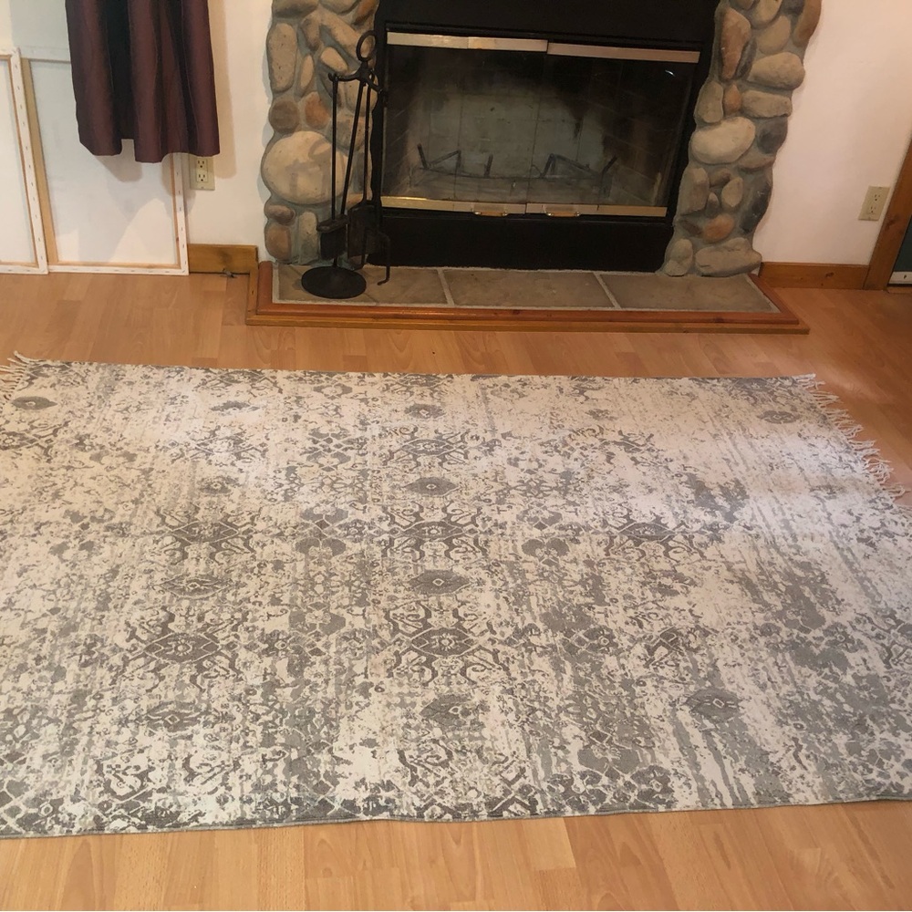 5 x 7 foot area Alexi print rug mat urban outfitters like new